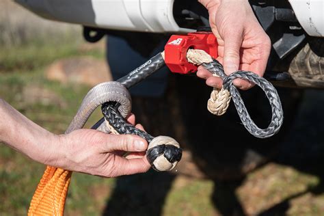 tow rope vs recovery strap